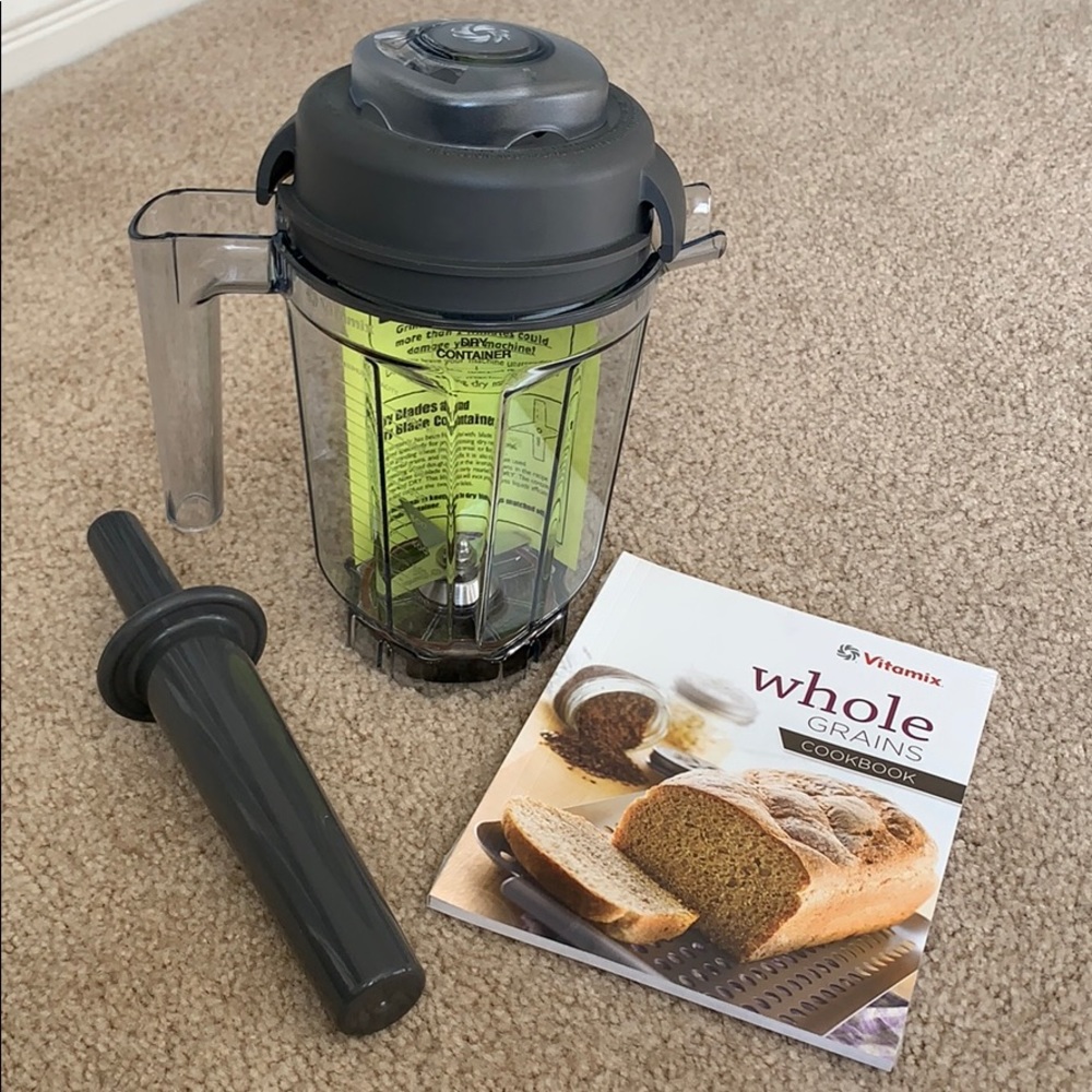 New 32oz Vitamix Dry Container